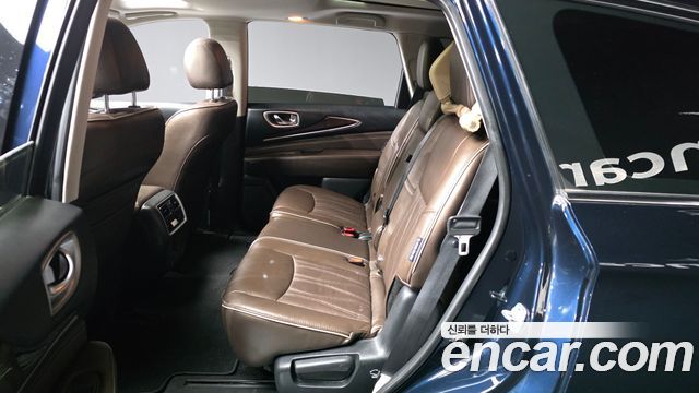 Infiniti QX60 2018 — photo 16