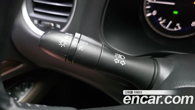 Infiniti QX60 2018 — photo 28