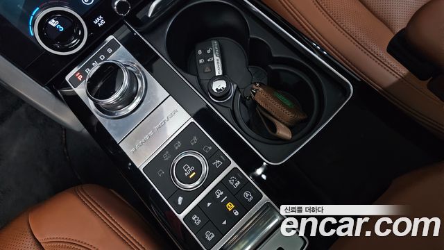 Land Rover Range Rover 2017 — photo 12