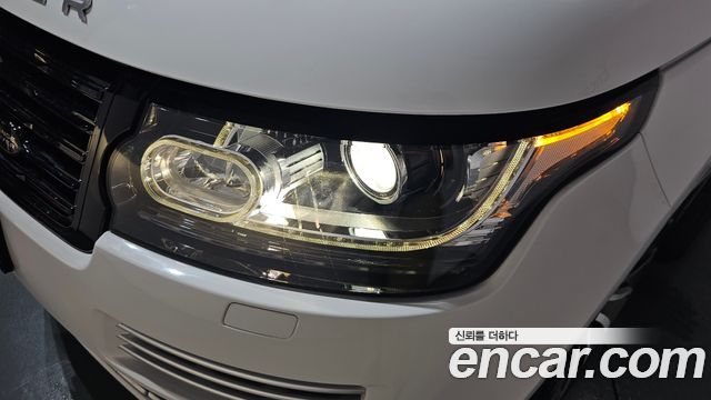 Land Rover Range Rover 2017 — photo 8