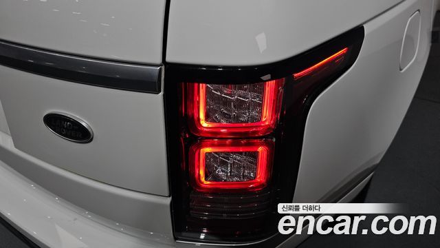 Land Rover Range Rover 2017 — photo 9