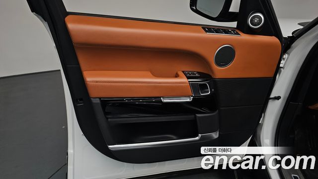 Land Rover Range Rover 2017 — photo 14