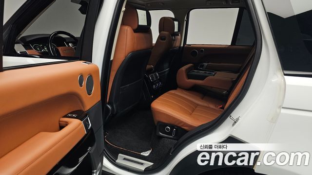 Land Rover Range Rover 2017 — photo 16