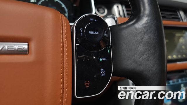 Land Rover Range Rover 2017 — photo 34