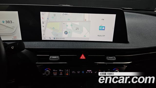 Kia EV6 2022 — photo 20