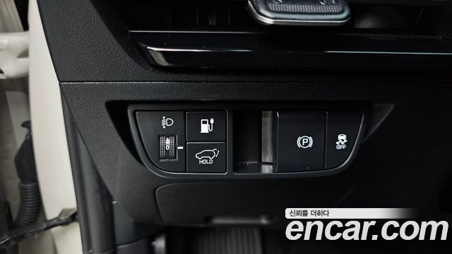 Kia EV6 2022 — photo 28