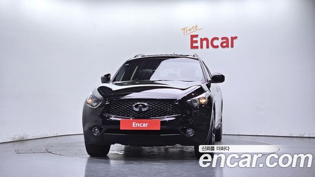 Infiniti QX70 2017 — photo 3