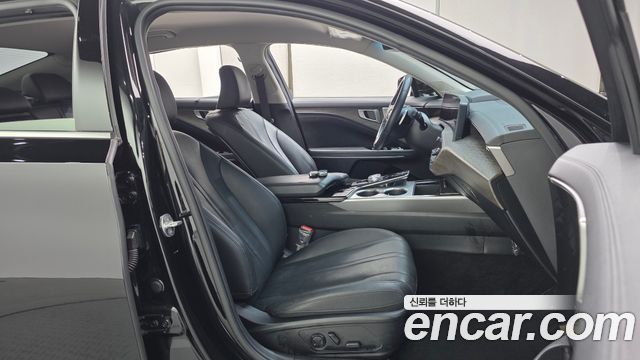 Kia K8 2022 — photo 11