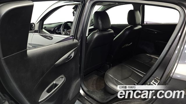 Chevrolet Korea Spark 2016 — photo 16
