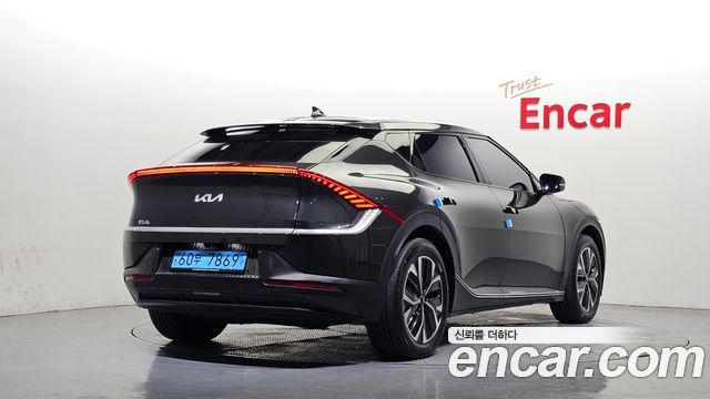 Kia EV6 2022 — photo 2