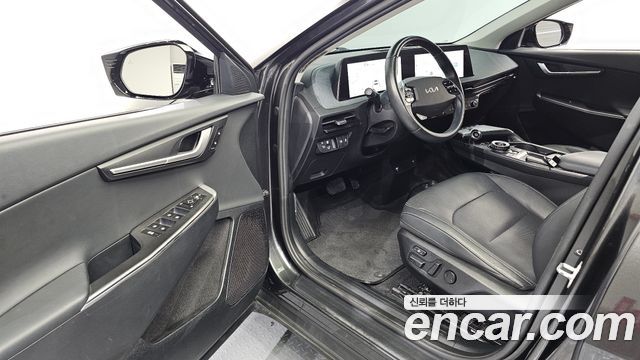 Kia EV6 2022 — photo 13