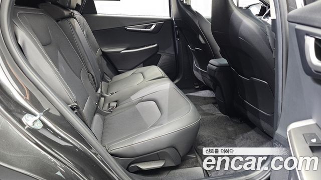 Kia EV6 2022 — photo 17