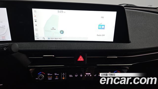 Kia EV6 2022 — photo 22