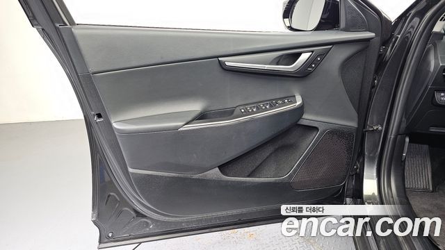 Kia EV6 2022 — photo 14
