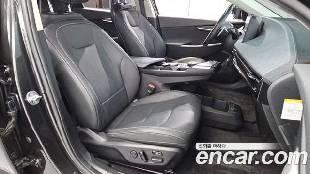Kia EV6 2022 — photo 16
