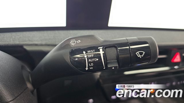 Kia EV6 2022 — photo 28