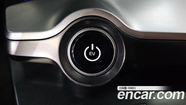 Kia EV6 2022 — photo 31