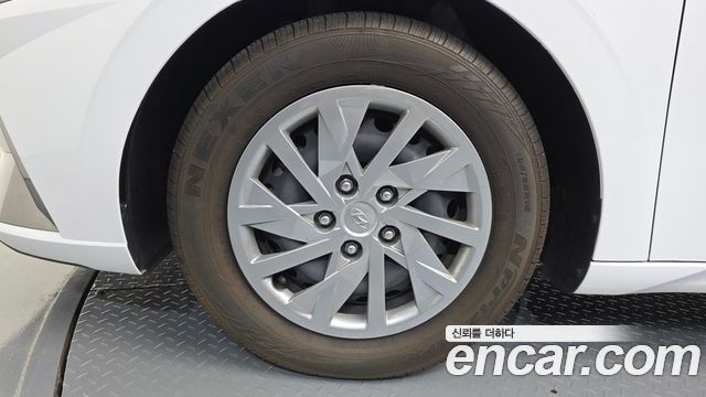 Hyundai AVANTE 2021 — photo 5