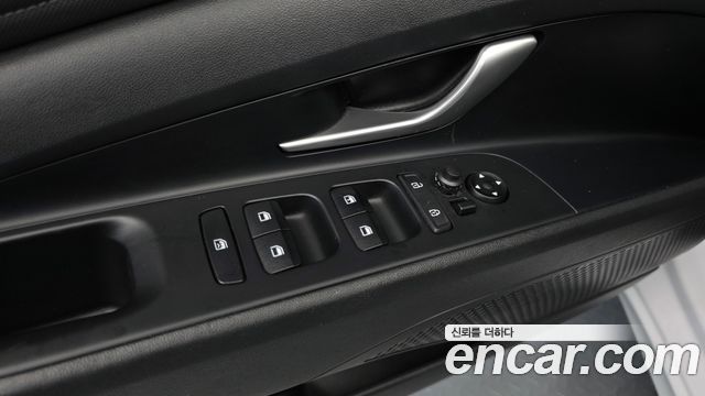 Hyundai AVANTE 2021 — photo 26