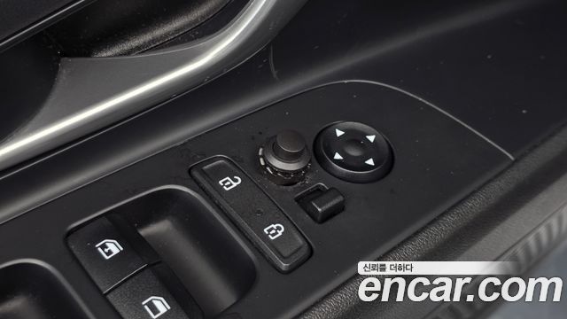 Hyundai AVANTE 2021 — photo 27