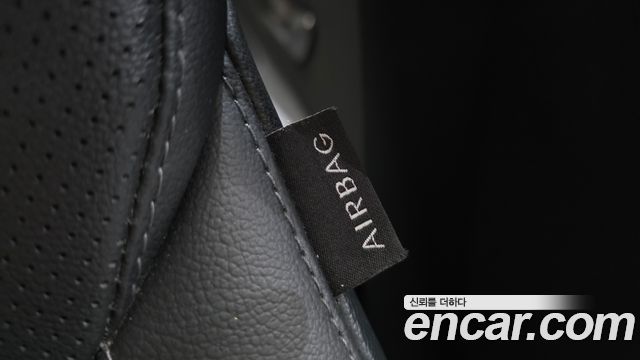 Hyundai AVANTE 2021 — photo 29