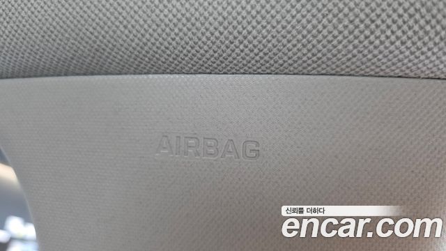 Hyundai AVANTE 2021 — photo 30