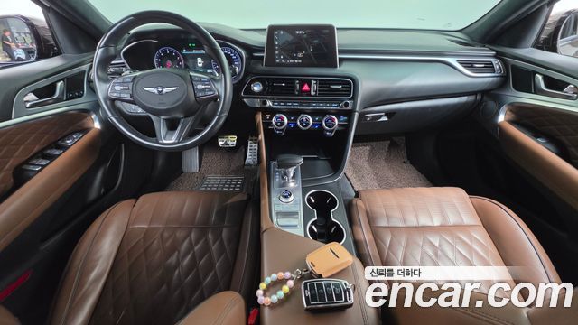 Genesis G70 2018 — photo 10