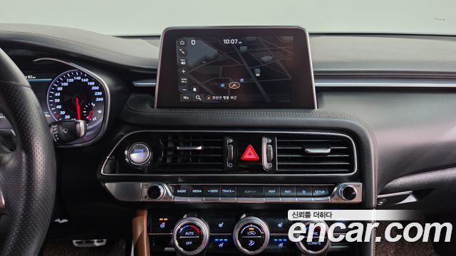 Genesis G70 2018 — photo 18