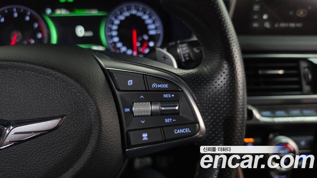 Genesis G70 2018 — photo 22