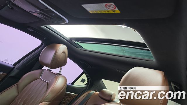 Genesis G70 2018 — photo 24