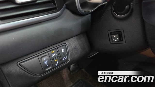 Genesis G70 2018 — photo 28