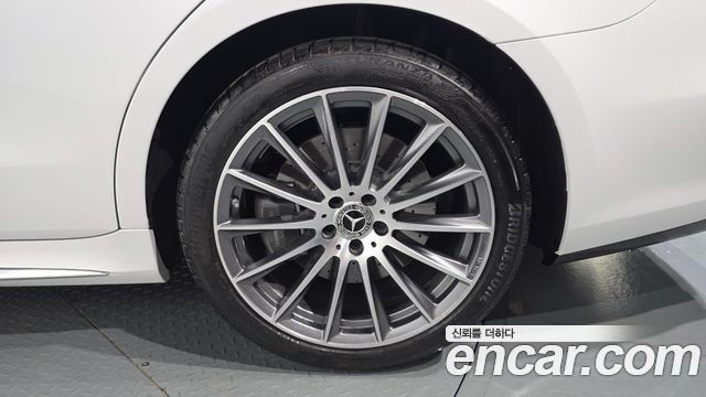 Mercedes-Benz S-Class 2026 — photo 7
