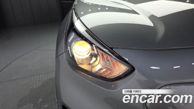 Kia Niro 2022 — photo 8