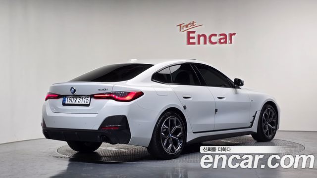 BMW 4-Series 2022 — photo 2