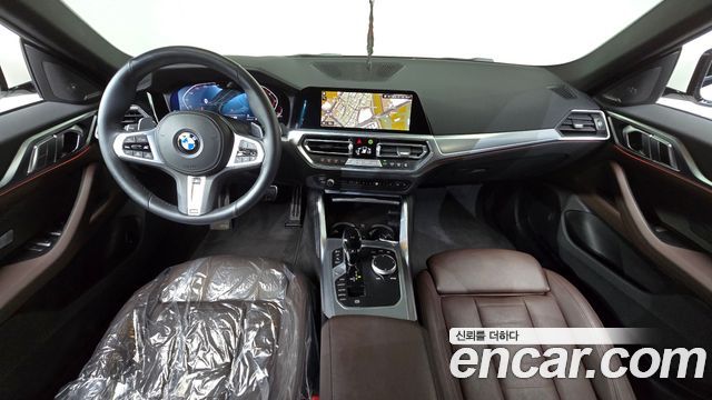 BMW 4-Series 2022 — photo 10