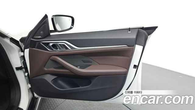 BMW 4-Series 2022 — photo 14