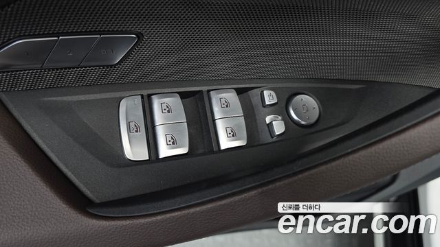 BMW 4-Series 2022 — photo 28