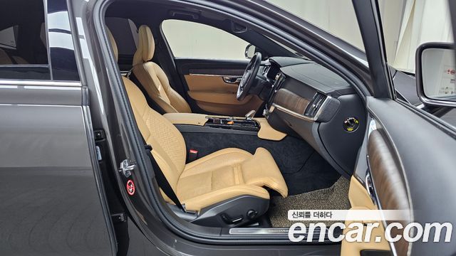 Volvo S90 2021 — photo 17