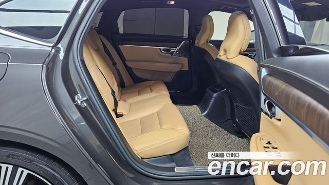 Volvo S90 2021 — photo 18