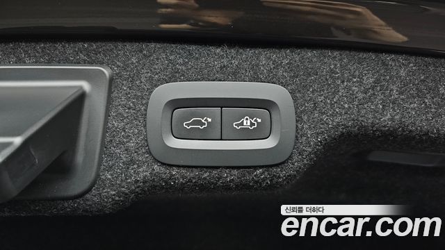 Volvo S90 2021 — photo 26