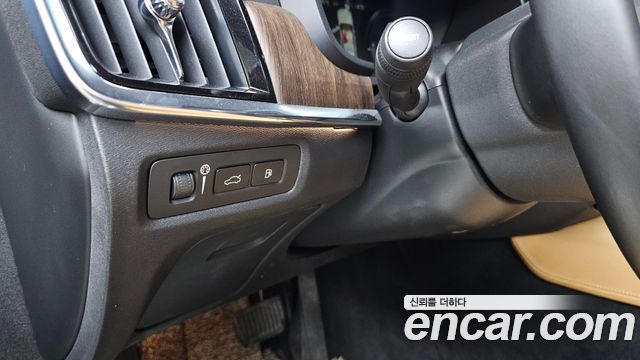 Volvo S90 2021 — photo 27