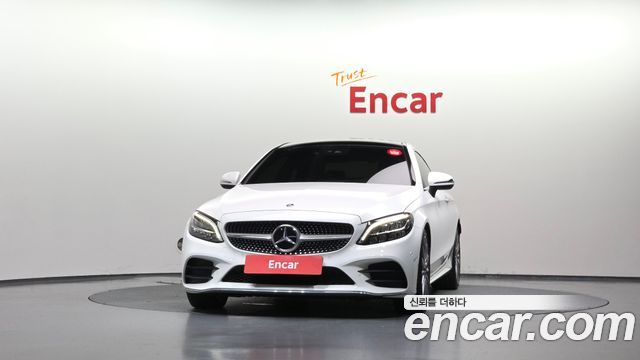 Mercedes-Benz C-Class 2019 — photo 3