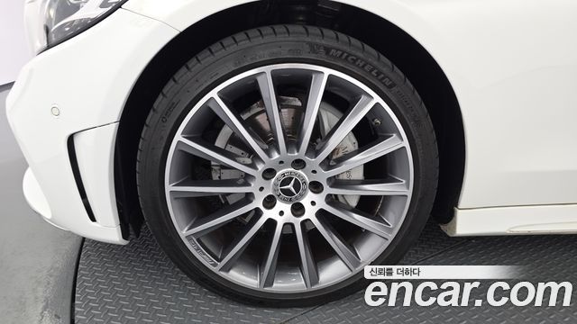 Mercedes-Benz C-Class 2019 — photo 5
