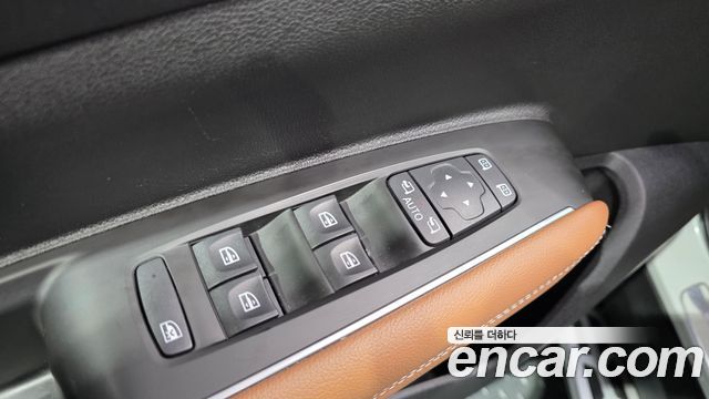 Renault Korea QM6 2023 — photo 32