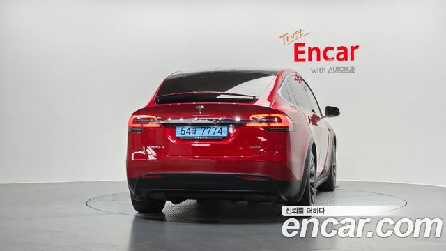 Tesla Model X 2019 — photo 4