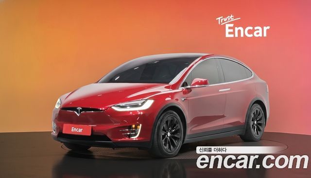 Tesla Model X 2019 — photo 1