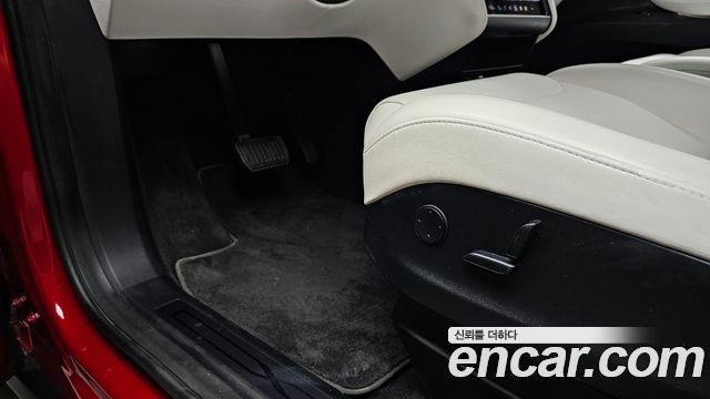 Tesla Model X 2019 — photo 27