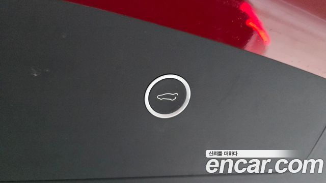 Tesla Model X 2019 — photo 28