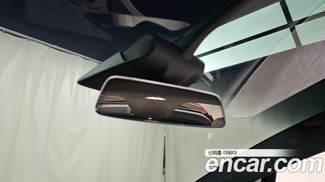 Tesla Model X 2019 — photo 29