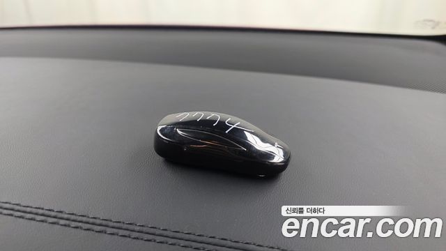Tesla Model X 2019 — photo 30